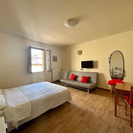 Apartment Nel Centro Della Citta Пистоя Екстериор снимка