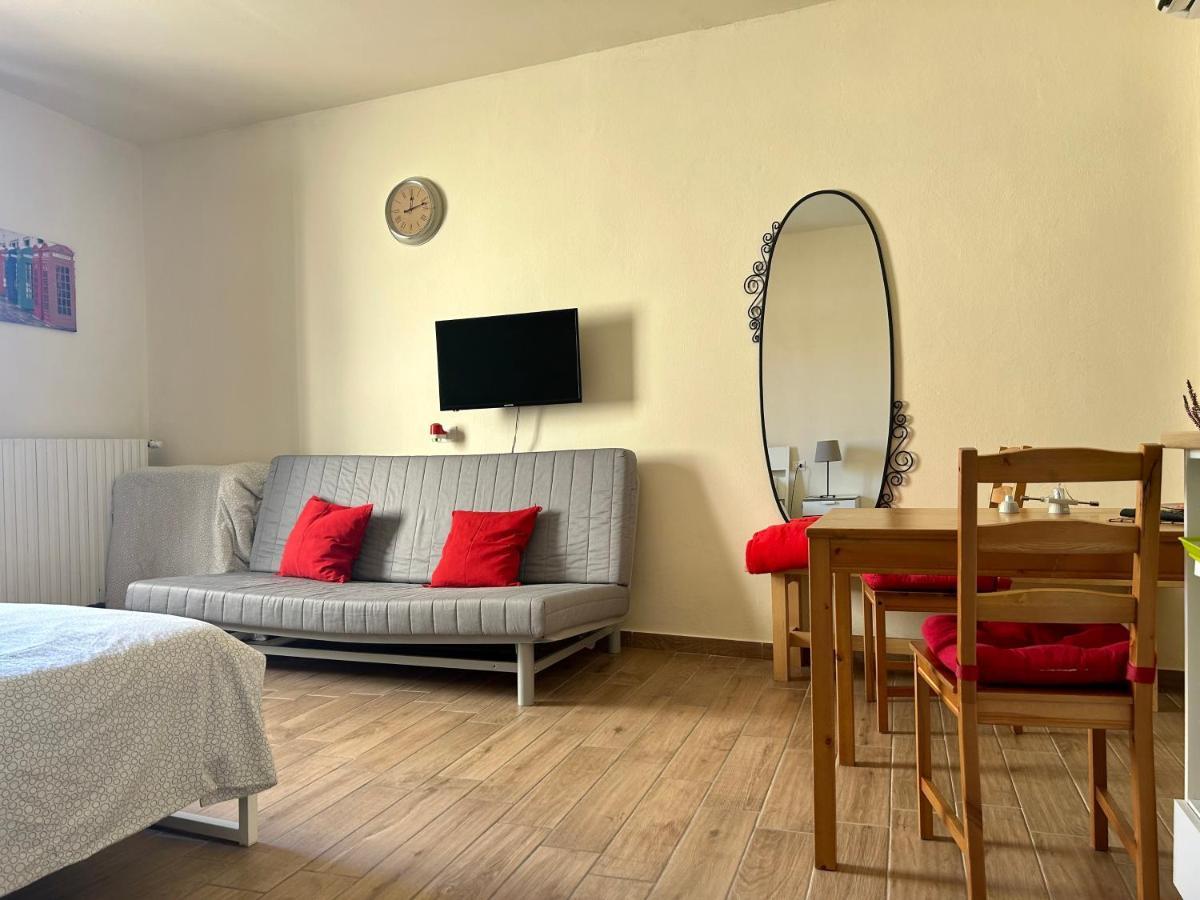 Apartment Nel Centro Della Citta Пистоя Екстериор снимка