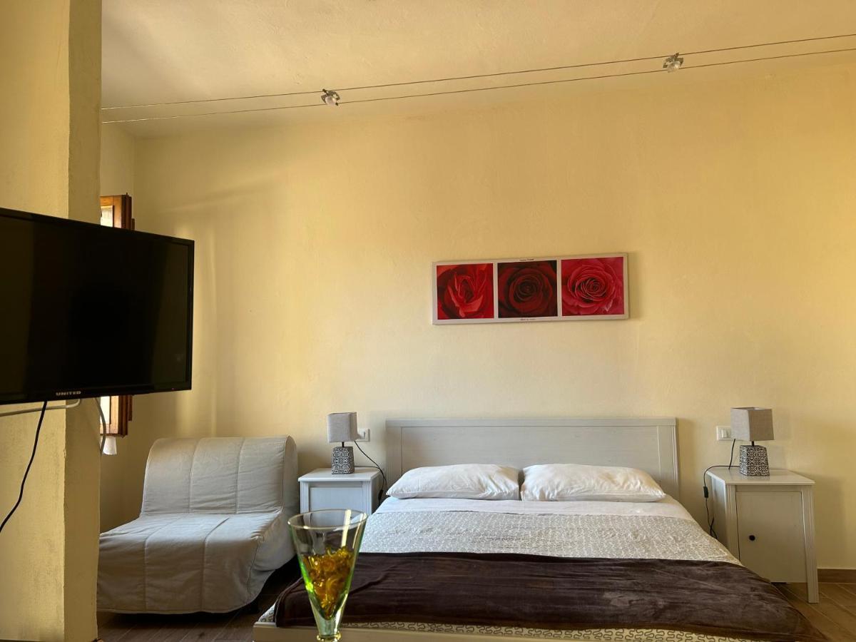 Apartment Nel Centro Della Citta Пистоя Екстериор снимка