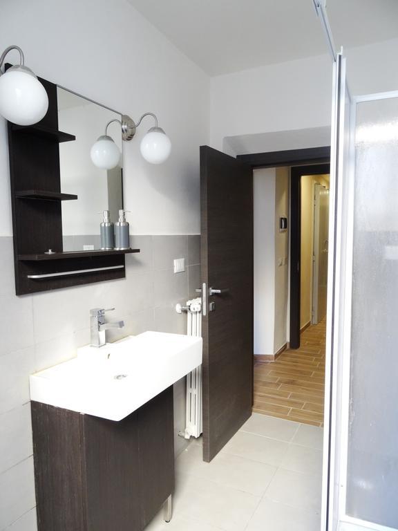 Apartment Nel Centro Della Citta Пистоя Стая снимка