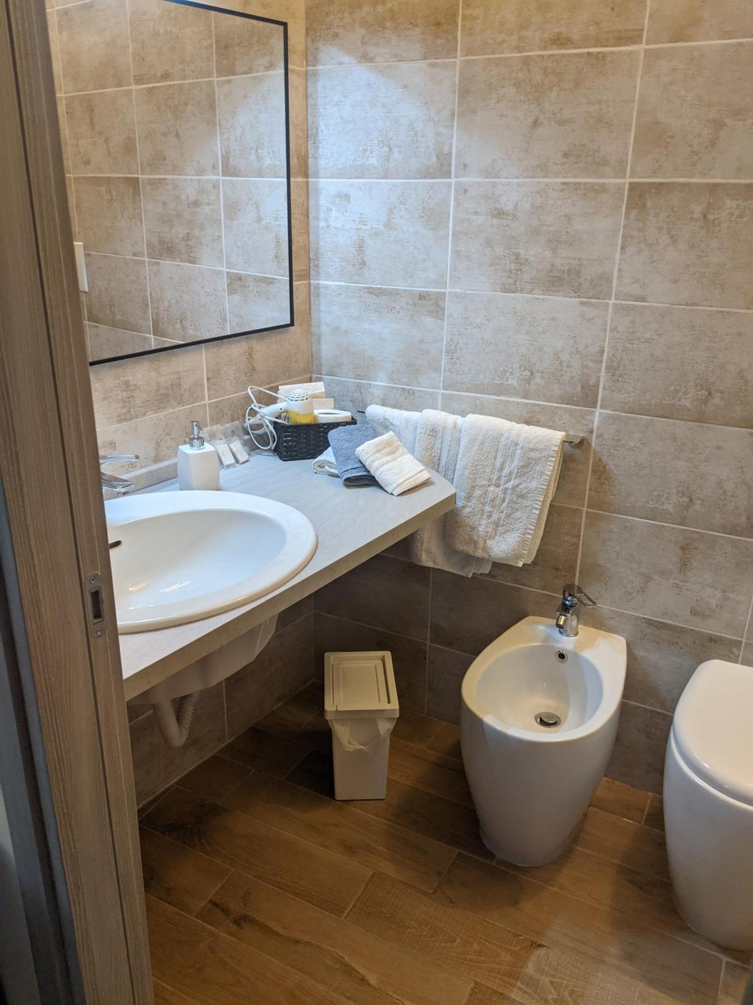 Apartment Nel Centro Della Citta Пистоя Стая снимка