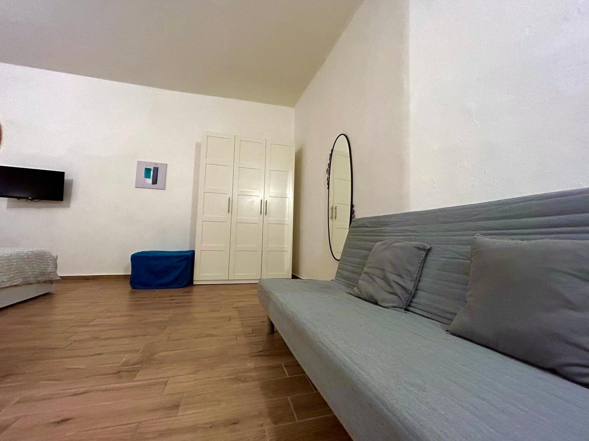 Apartment Nel Centro Della Citta Пистоя Екстериор снимка